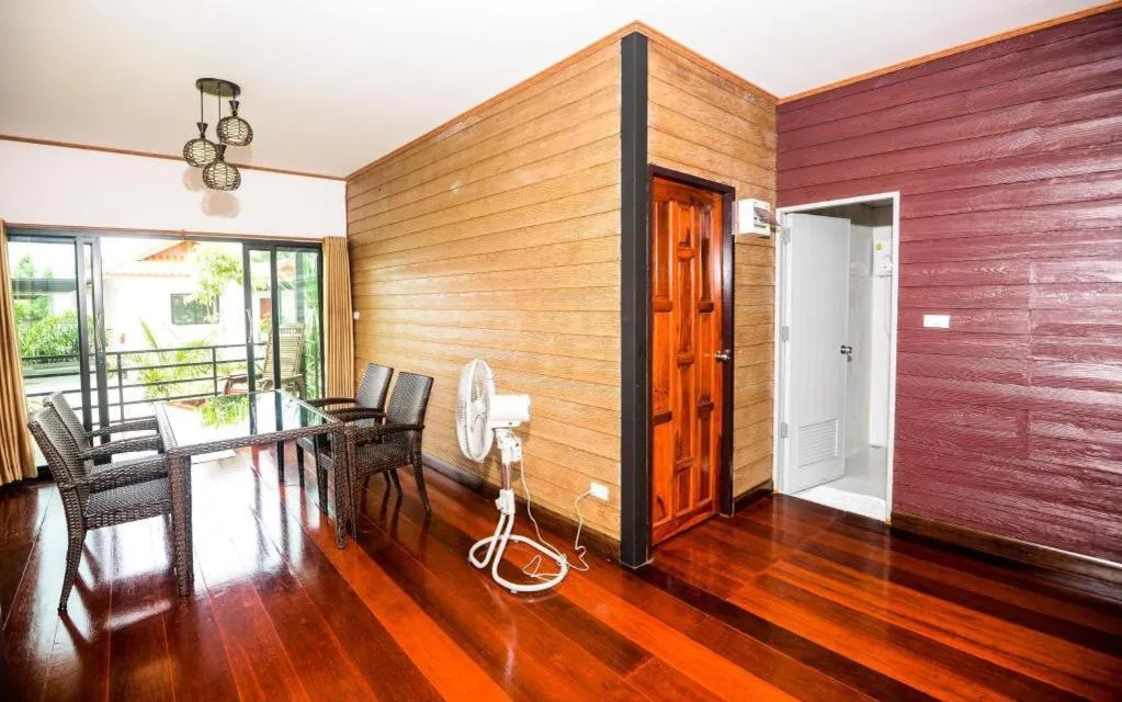 Nangrong garden home