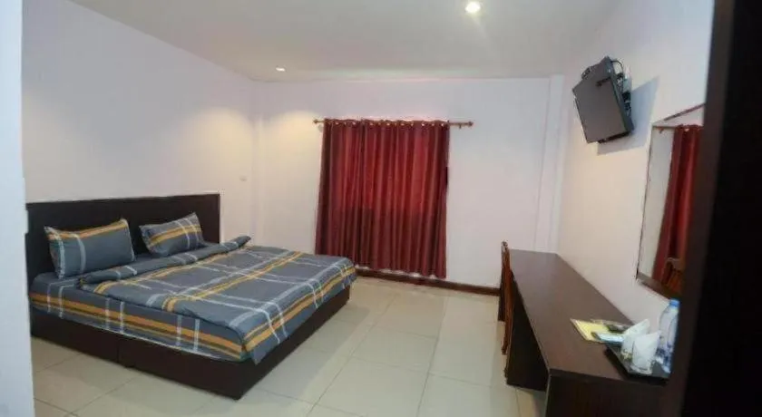 Bed in Nangrong garden home