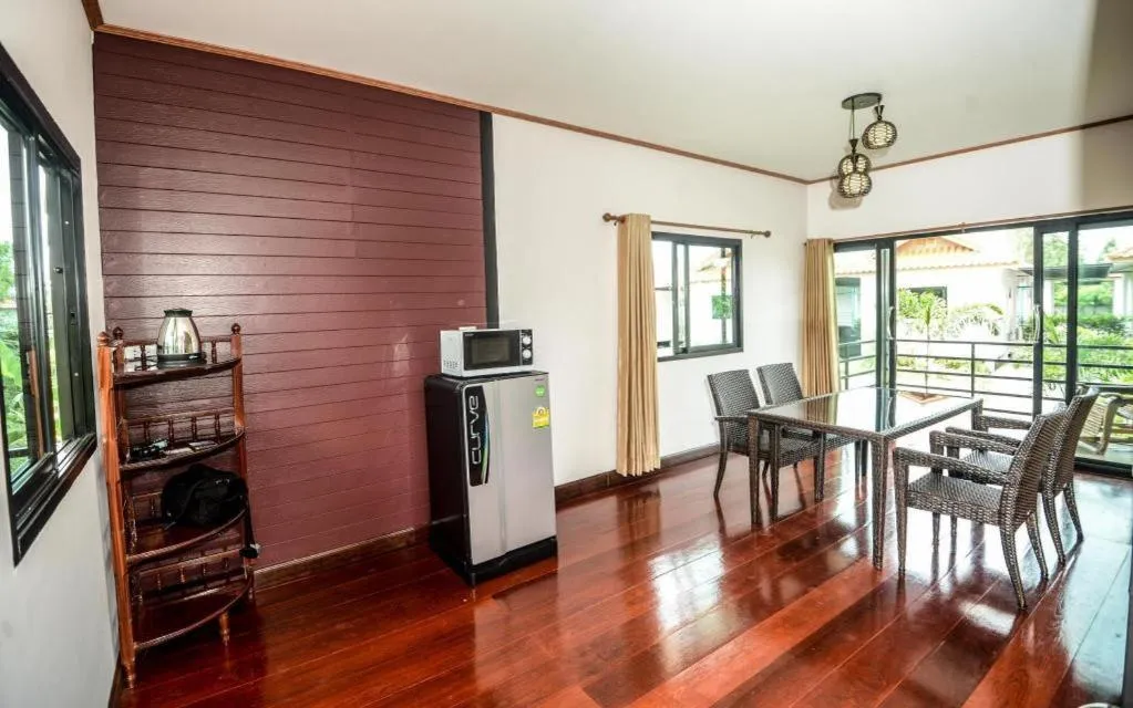 Nangrong garden home