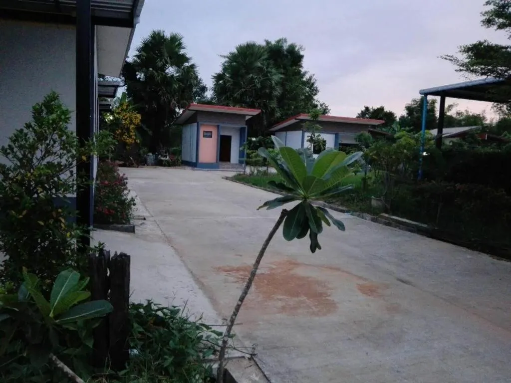 Nangrong garden home