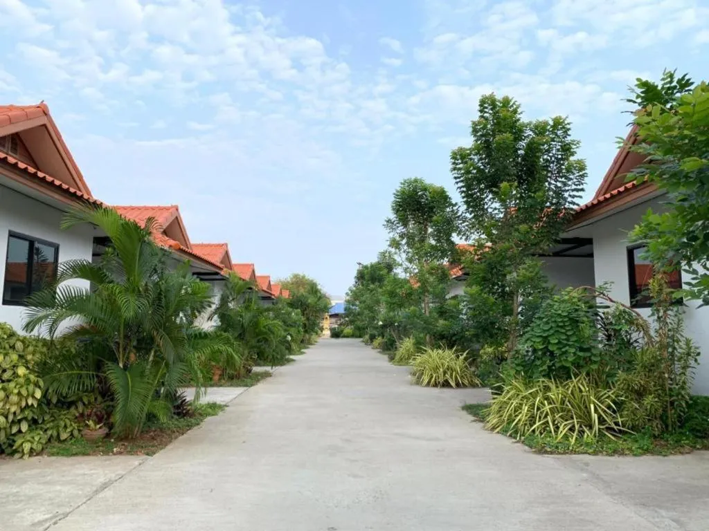 Nangrong garden home