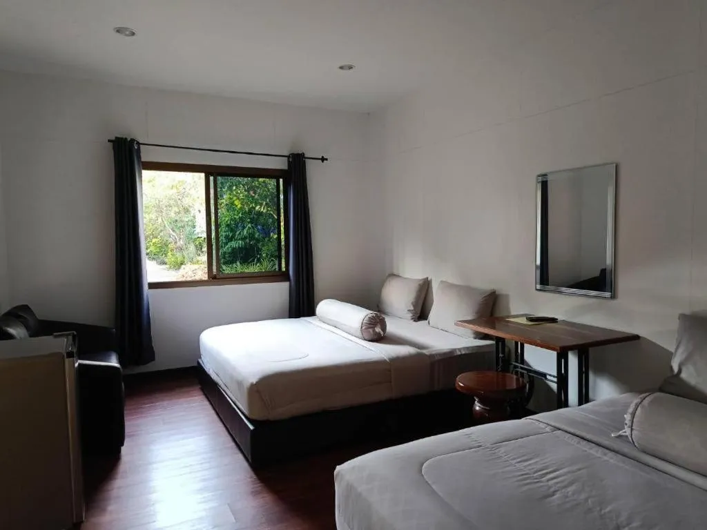 Bed in Nangrong garden home