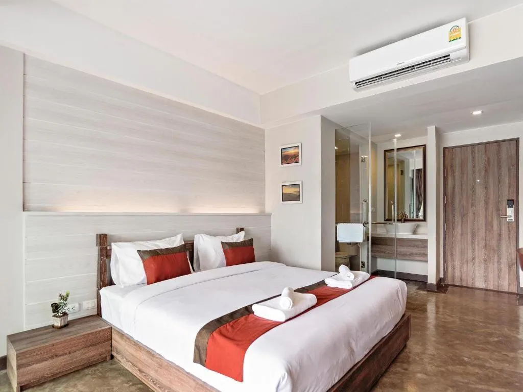 Bed in B2 Mae Hong Son Premier Hotel