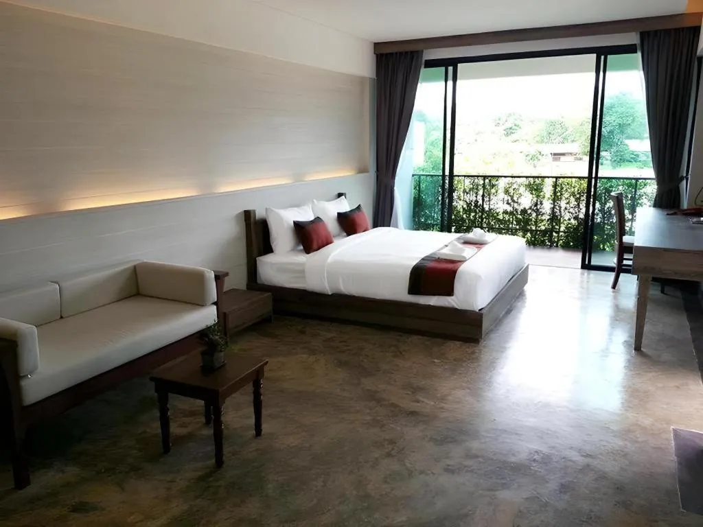 Bed in B2 Mae Hong Son Premier Hotel