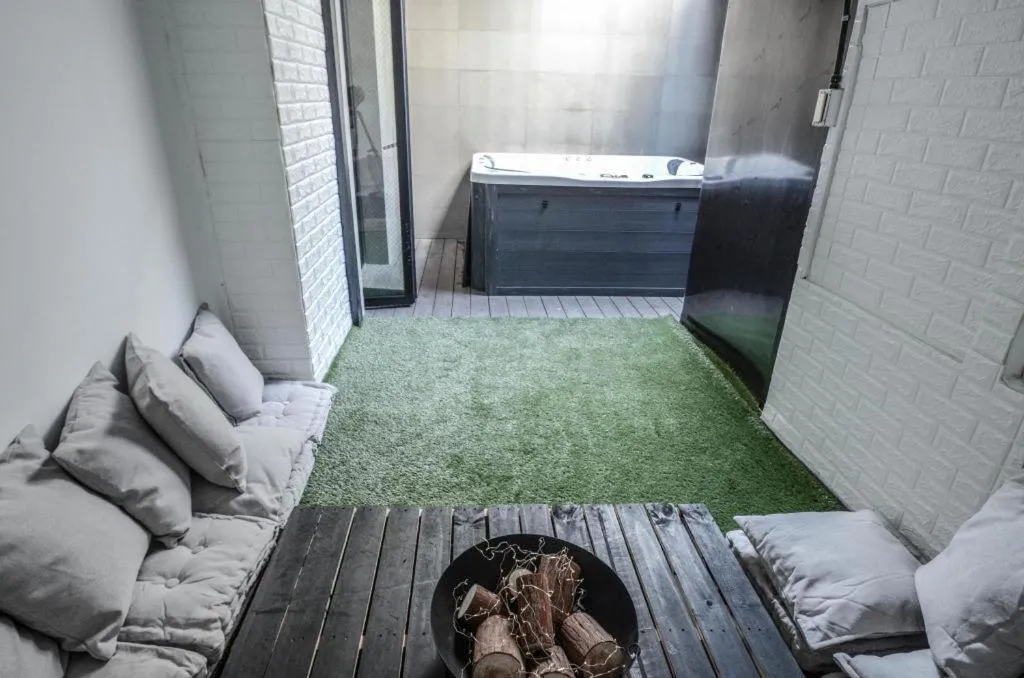 Mmmio II Design Residence Myeongdong