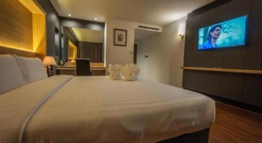 Bed in The Three Hat Yai