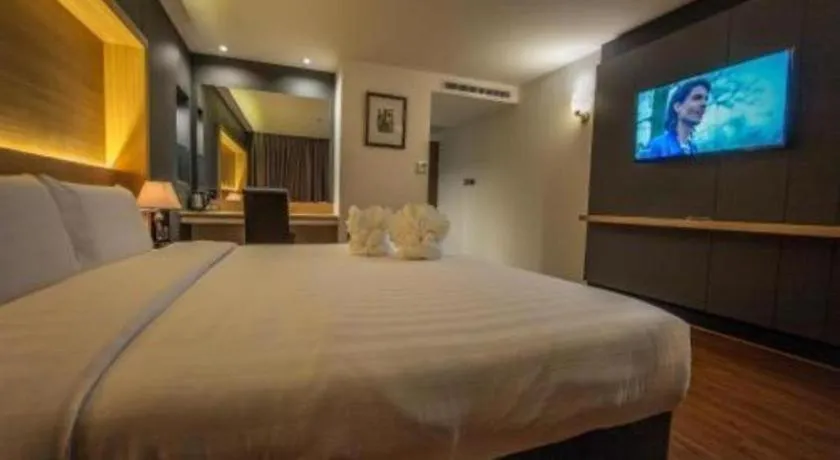 Bed in The Three Hat Yai