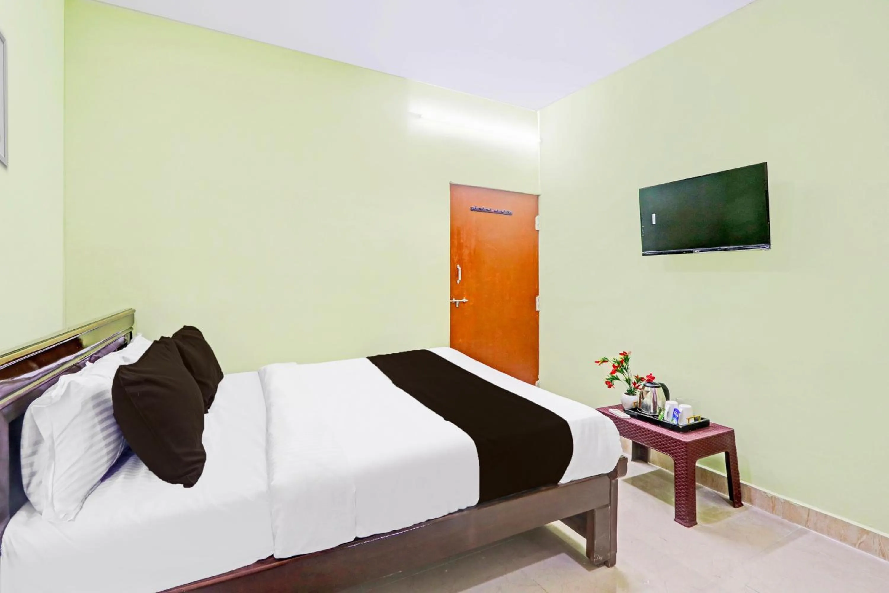 Bedroom, Bed in Hotel O PLAZA HOTEL