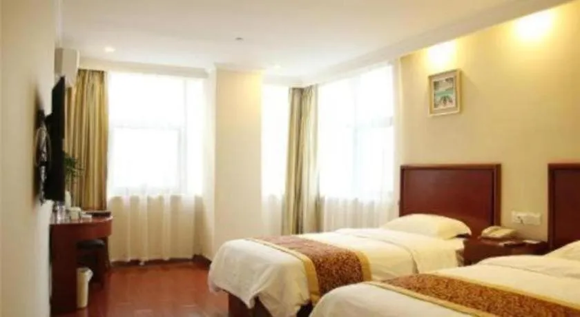 Bed in GreenTree Alliance Yichun Fengcheng Jianyi Avenue Hotel