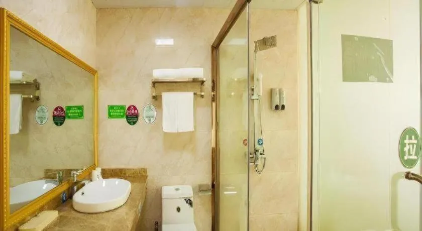 GreenTree Alliance Yichun Fengcheng Jianyi Avenue Hotel