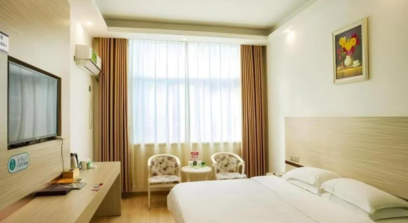 Bed in GreenTree Alliance Yichun Fengcheng Jianyi Avenue Hotel