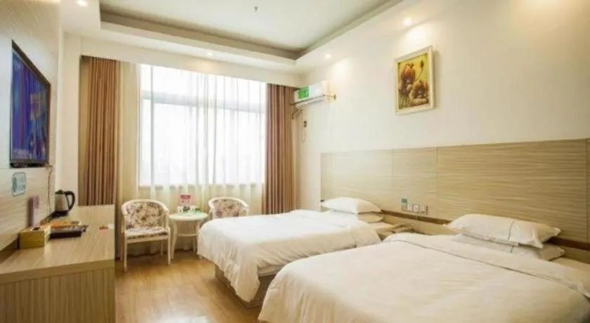 Bed in GreenTree Alliance Yichun Fengcheng Jianyi Avenue Hotel