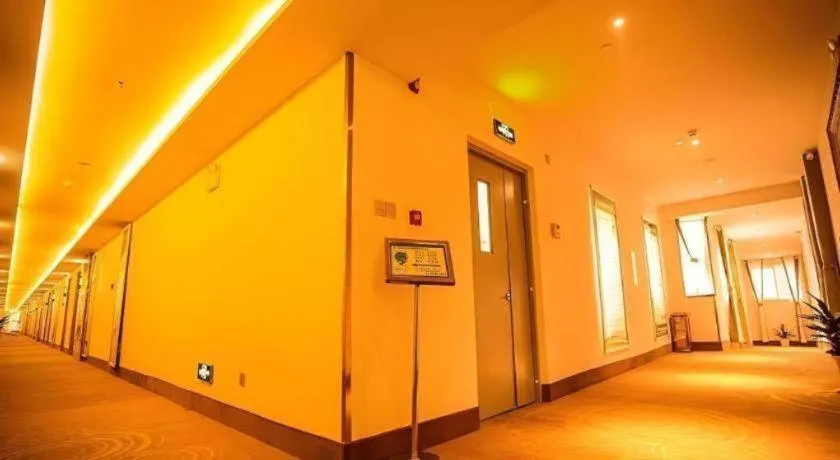 GreenTree Inn Xi'an Yanta District Dayanta Furongyuan Hotel