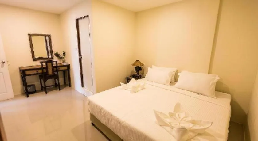 Bed in Marina Jomtien Beach