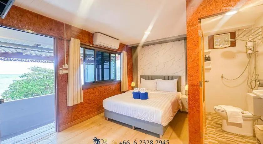 Bed in Marina Jomtien Beach