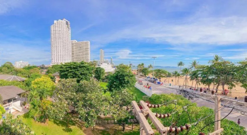 Marina Jomtien Beach