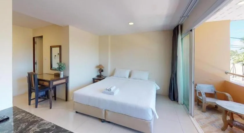 Bed in Marina Jomtien Beach