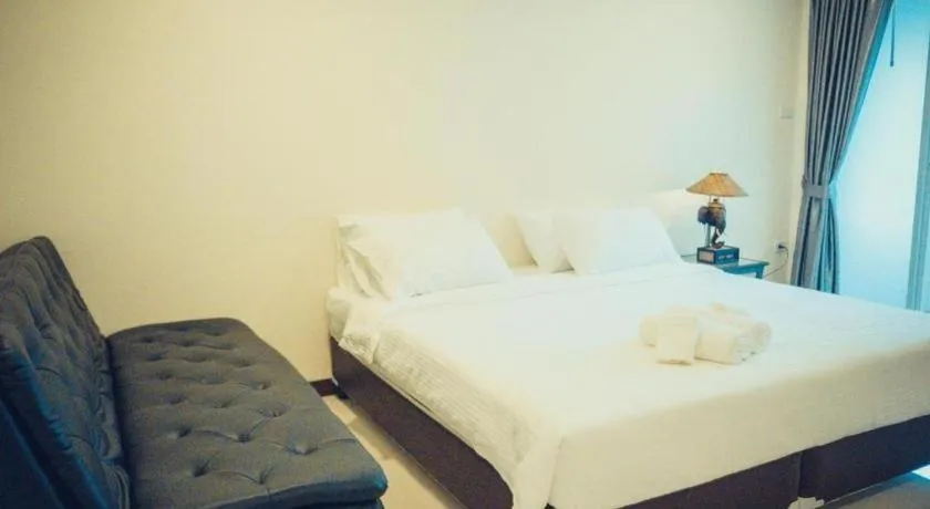 Bed in Marina Jomtien Beach