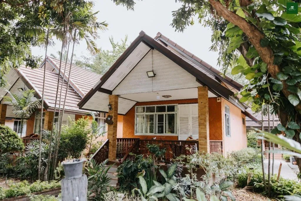 Pingview Villa Resort