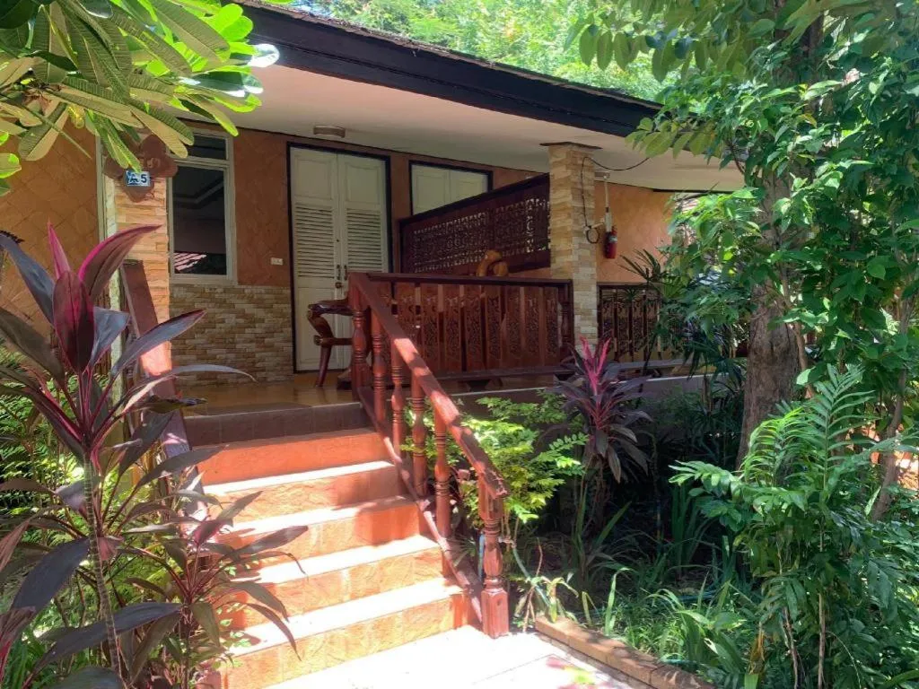 Pingview Villa Resort