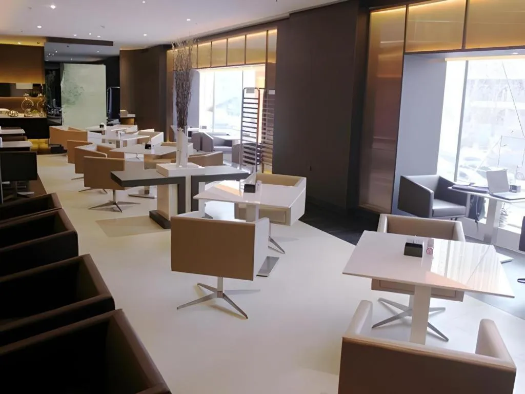 Jinjiang Inn Select Shenyang Tawan Xingshun Night Market Metro Station