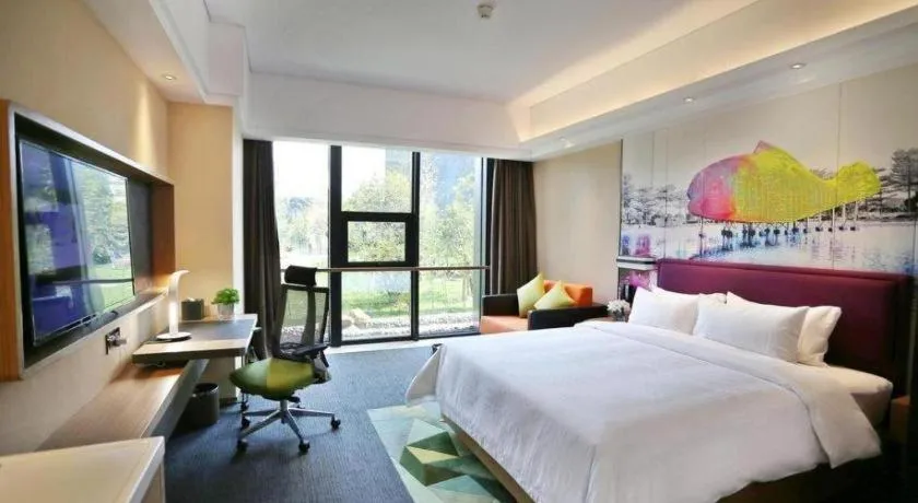 Bed in Hampton by Hilton Shunde Longjiang