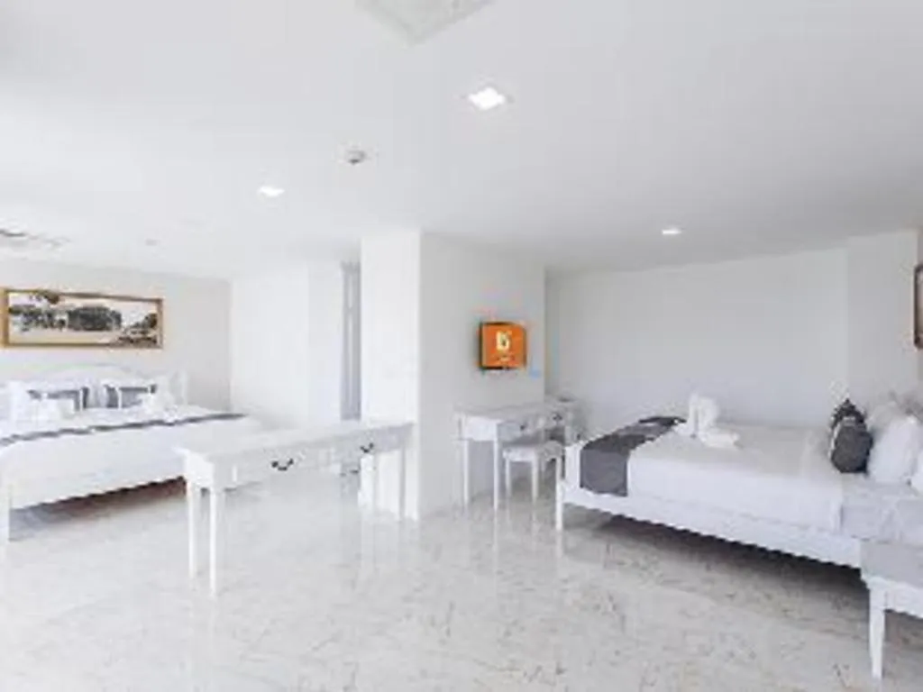 B2 Hua Hin Premier Hotel