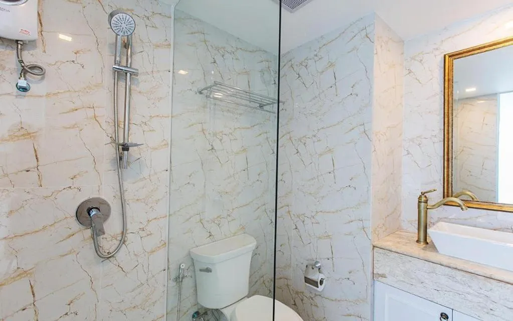 B2 Hua Hin Premier Hotel