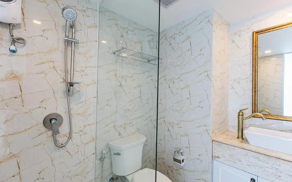 B2 Hua Hin Premier Hotel