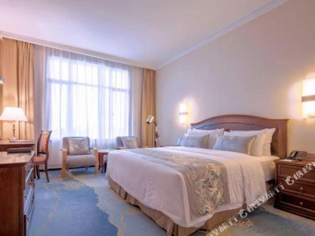 Bed in Horizon Hotel