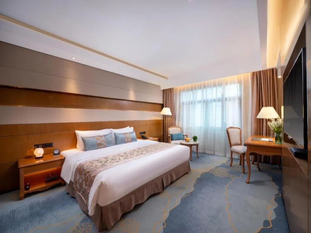 Bed in Horizon Hotel