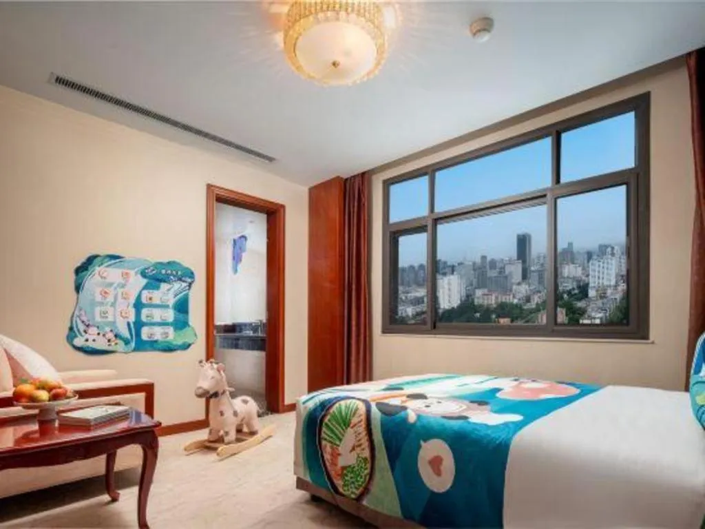 Bed in Horizon Hotel