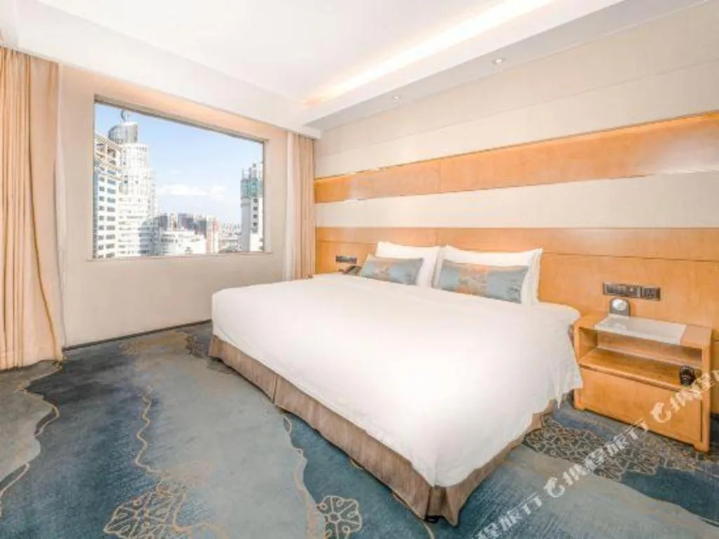 Bed in Horizon Hotel