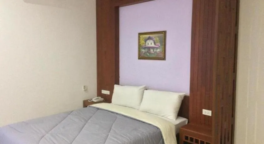 Bed in Suanrak Resort