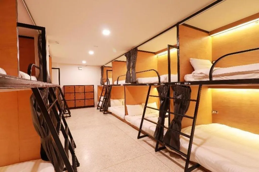 Bed in Le Light House & Hostel