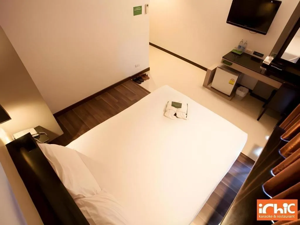 Bed in I Hotel