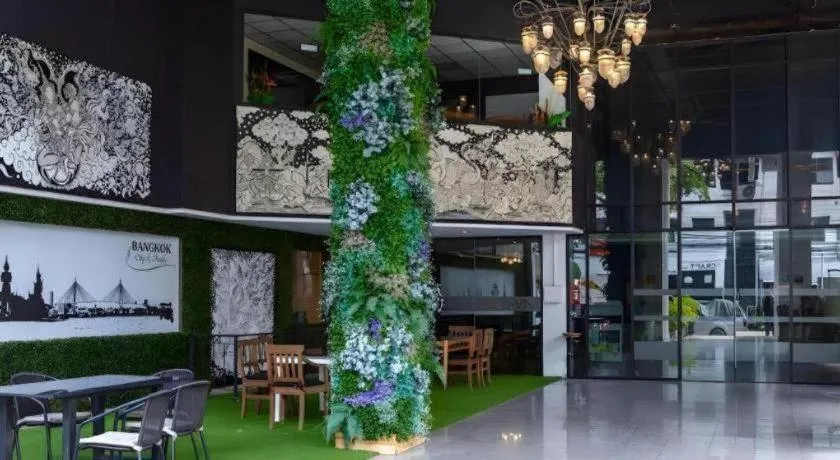 Town In Town Gardent Resort