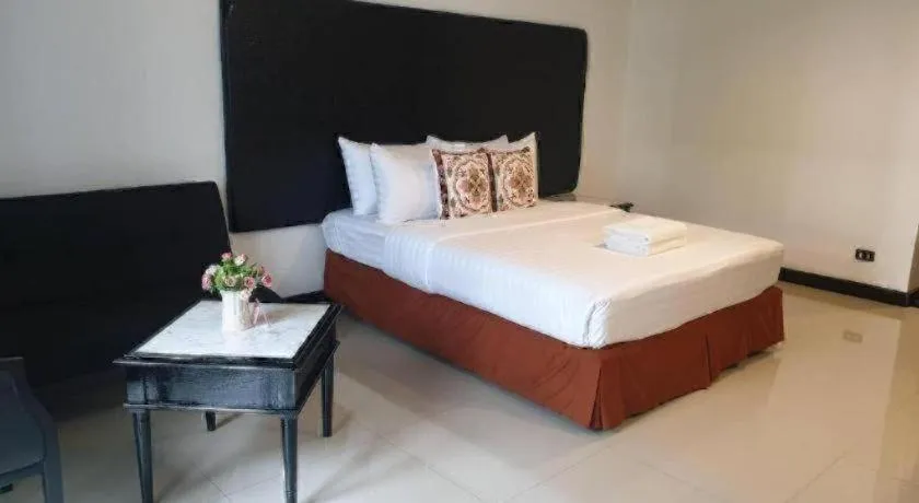 Bed in Town In Town Gardent Resort