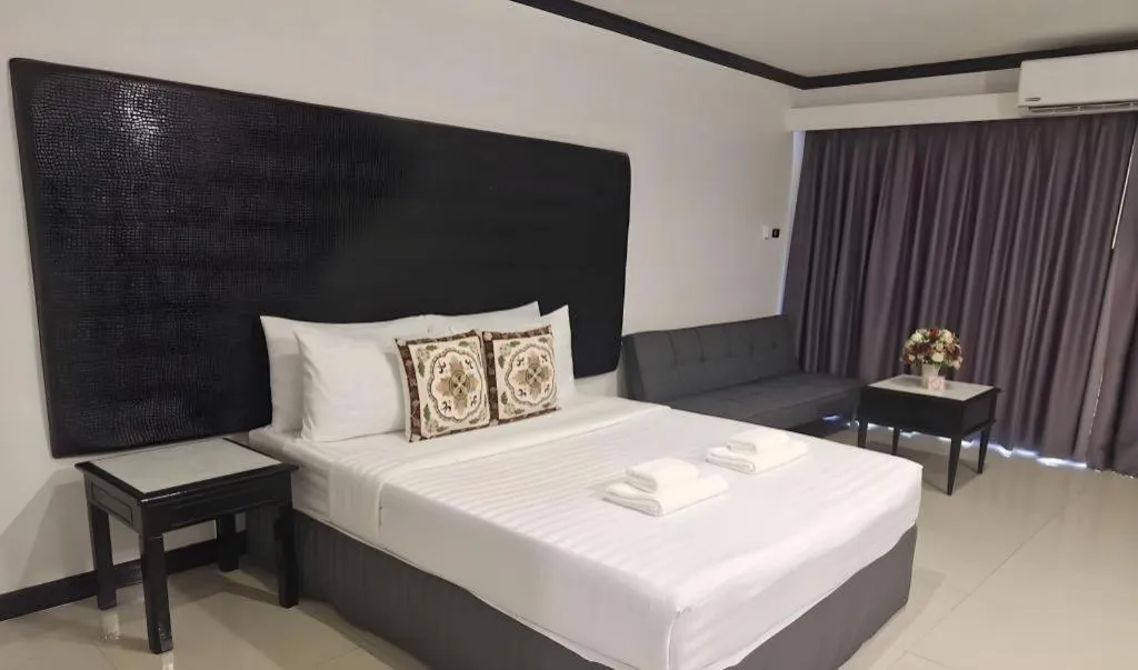 Bed in Town In Town Gardent Resort