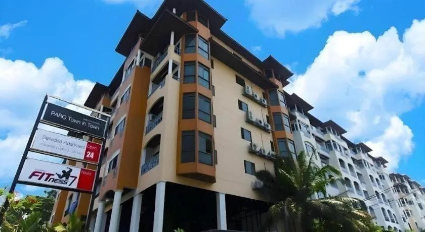 Town In Town Gardent Resort