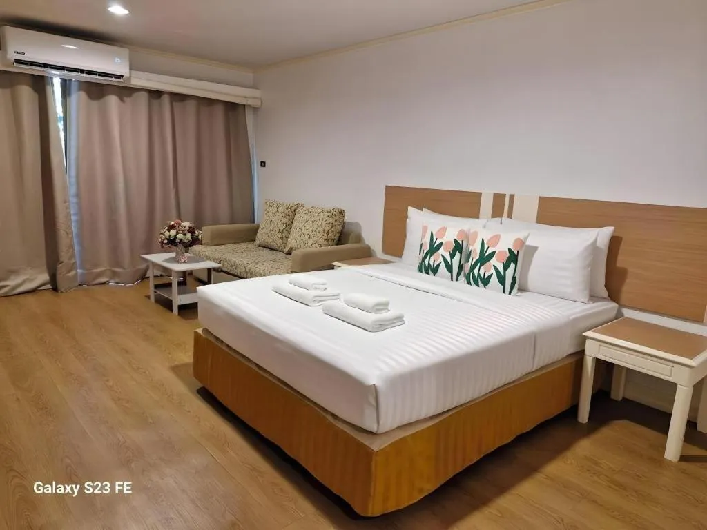 Bed in Town In Town Gardent Resort