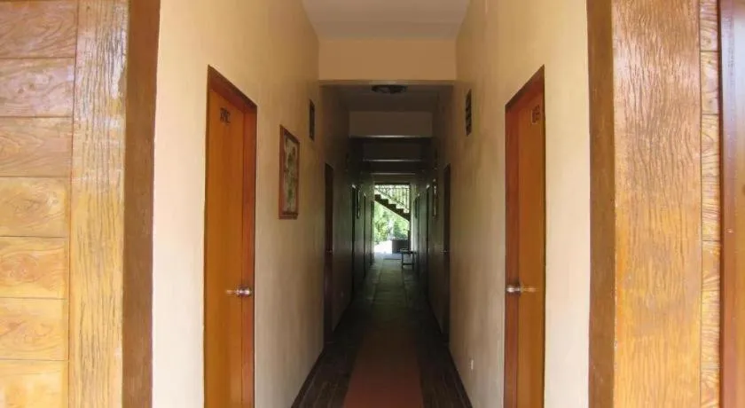 Baansuan Amphawan Resort