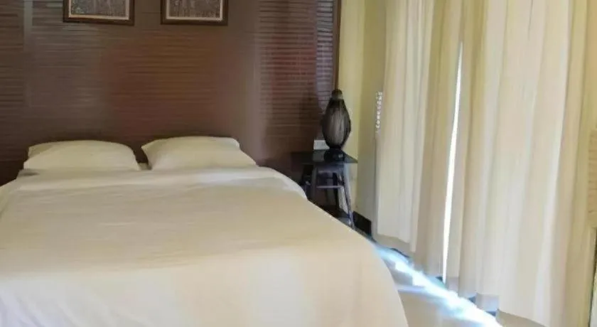Bed in Baansuan Amphawan Resort