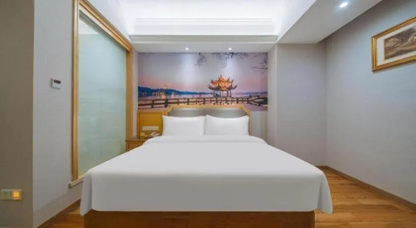Bed in Vienna 3 Best Xiaoshan Qianjiang Century City