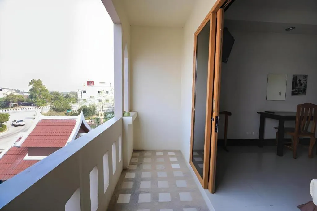 AmornSukhothai Hotel