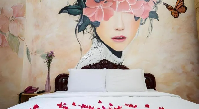 Bed in Phuong Linh Hotel