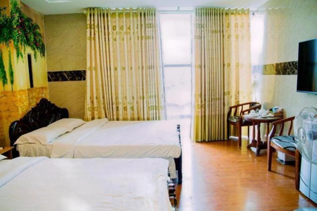 Bed in Phuong Linh Hotel