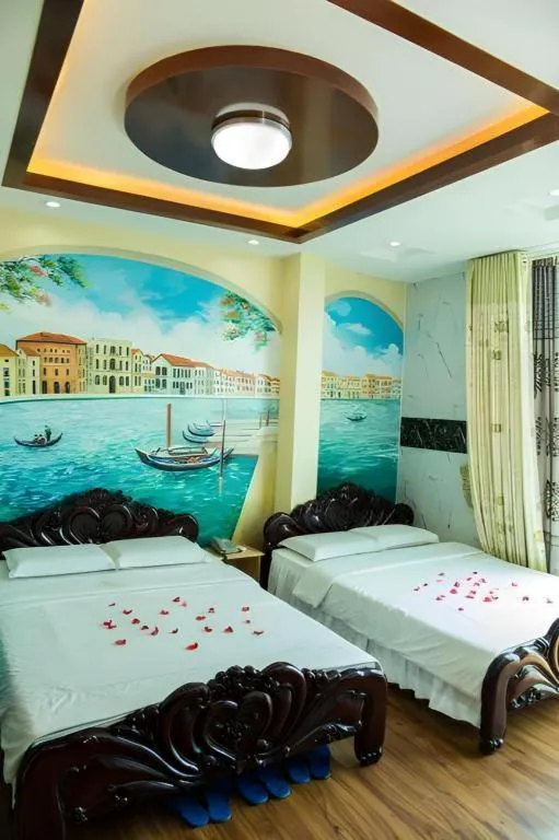 Bed in Phuong Linh Hotel