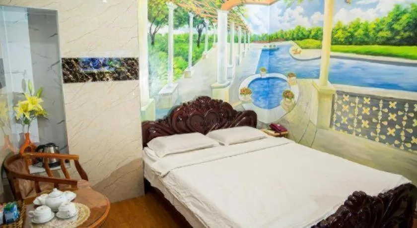 Bed in Phuong Linh Hotel
