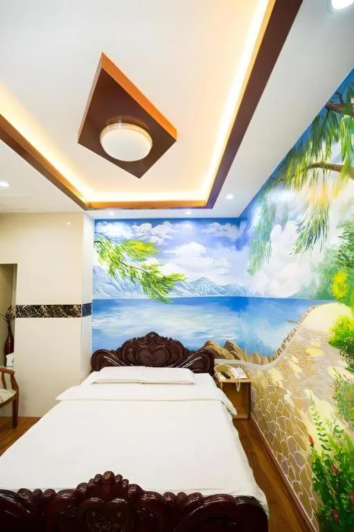 Bed in Phuong Linh Hotel